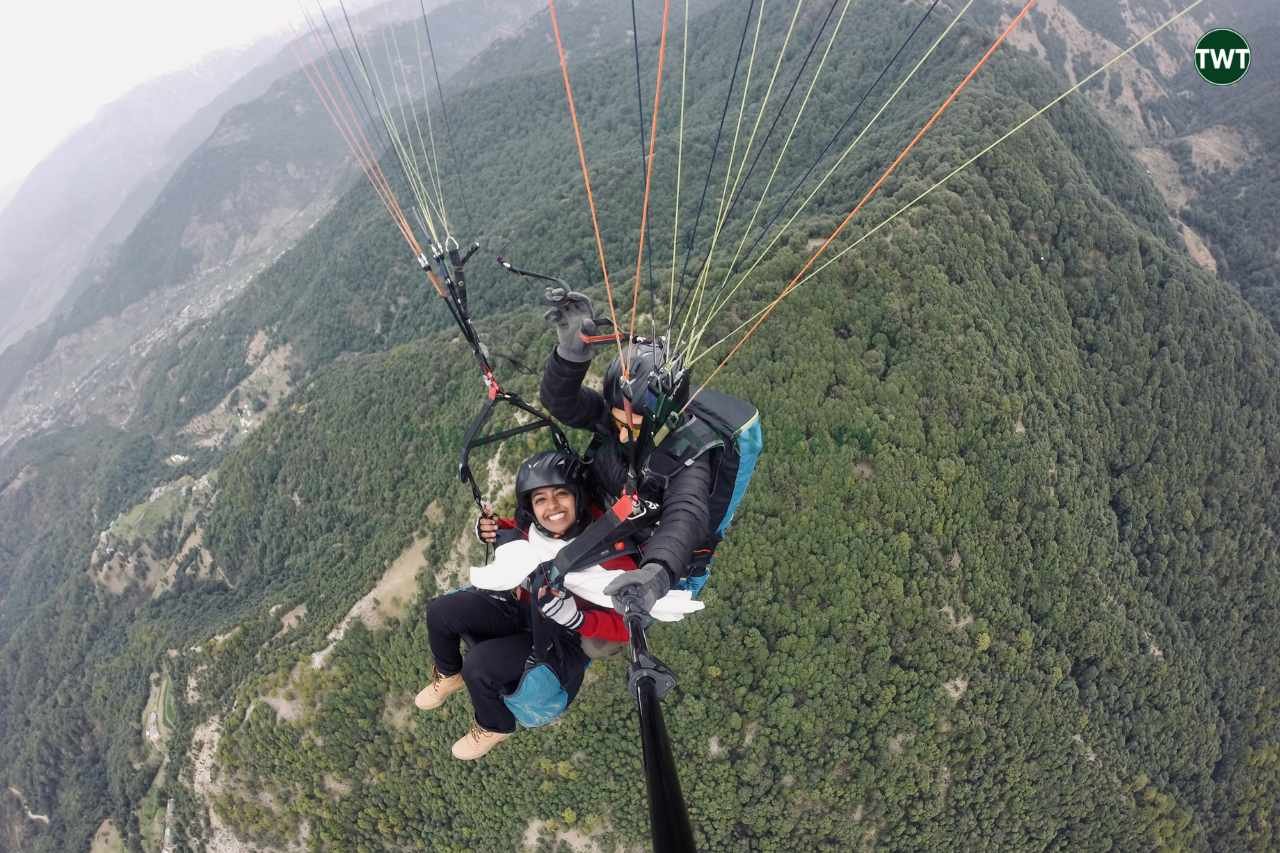 Bir Billing paragliding