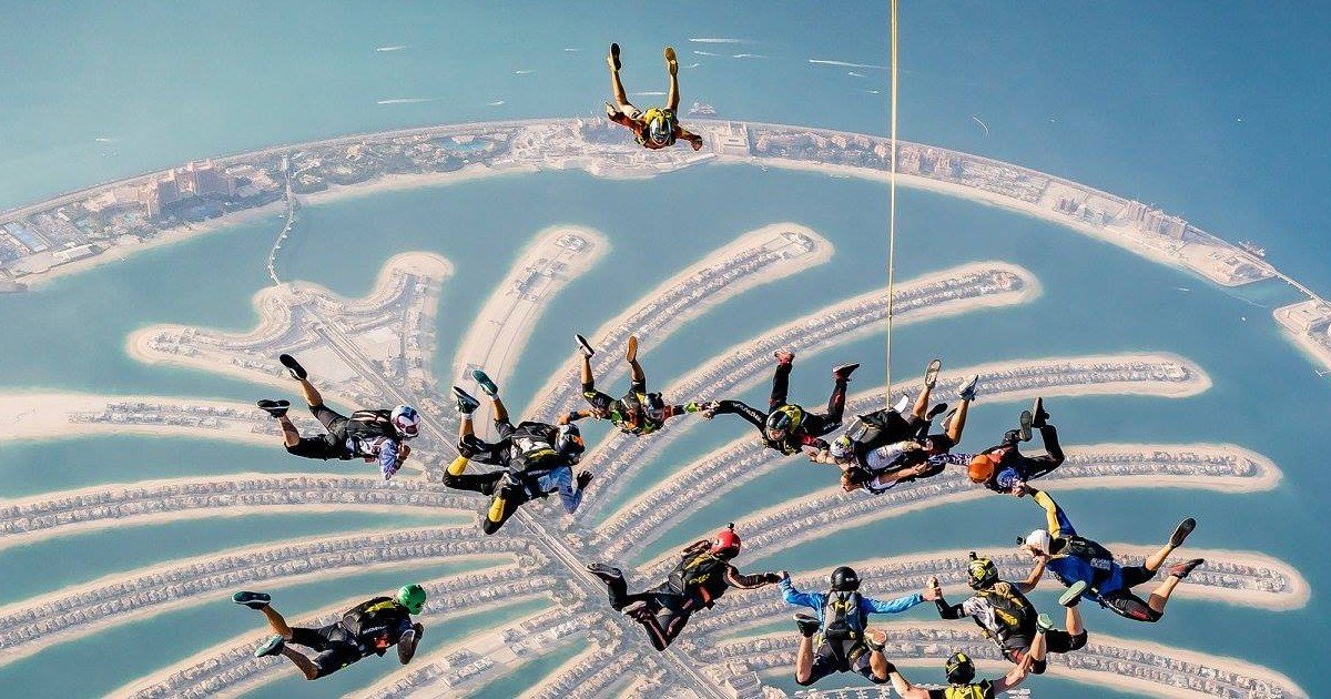 Dubai skydiving
